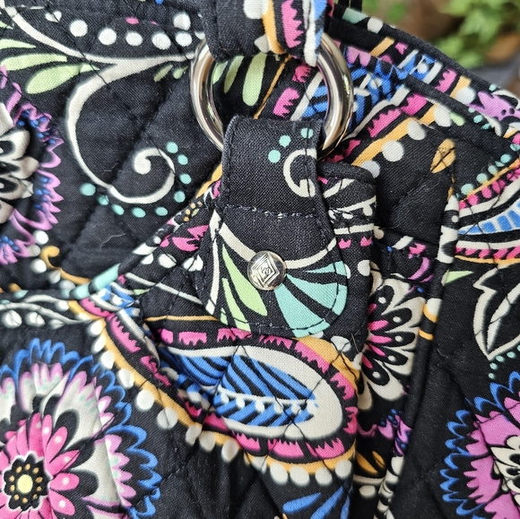 Vera Bradley "Glenna" Style bag in "Bandana Swirl" pattern - Picture 2 of 8